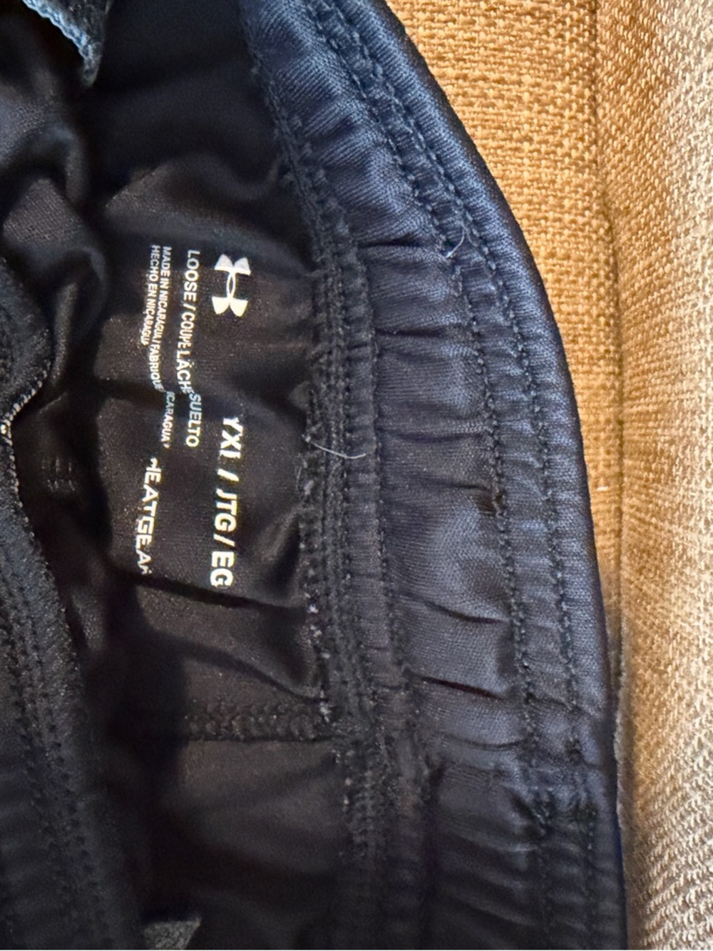 Under Armour Performance Shorts - Picture 5 of 5